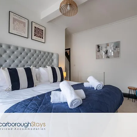 - Darcey House Holiday home *