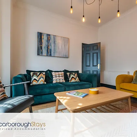 Holiday home - Darcey House *